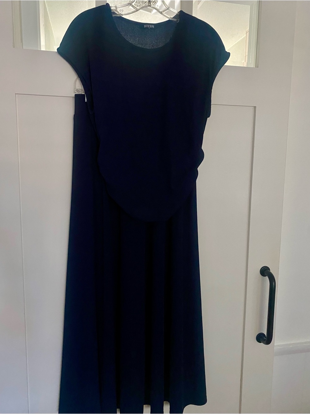 Matching Set - Navy Cap-Sleeve shirt and maxi skirt